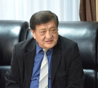 Анвар Артыков: "Кол тийбестикти алып койсок, экс-президенттерди сотко бергендер көбөйөт"