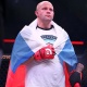 Фёдор Емельяненко беттештин алгачкы раундунда америкалык атаандашы Фрэнк Мирдин үстүнөн жеңишке жетти