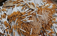 Грузияда коомдук жайларда чылым чегүүгө тыюу салынды