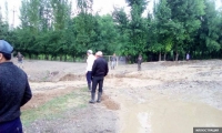 Лейлекте сел 4 бодо малды агызып кетти