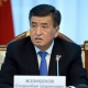 Президент эмнеге райондор аралык соттордун функцияларын жергиликтүү сотторго өткөрүп берүү керектигин түшүндүрдү