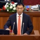 Эмил Токтошев: "Жантөрө Сатыбалдиев парламентте элдин көзүнчө баарын айта албай жатат"
