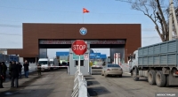 19 жаштагы жаран башка адамга тийиштүү документ менен өспүрүм кызды өлкөдөн сыртка алып чыгып кетүүгө аракет кылган