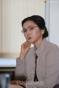 Аида Салянова: "Сот системиндеги акыйкаттык боюнча президенттин сөздөрү сөз боюнча калды же соттор президентти тоготпой жатат"