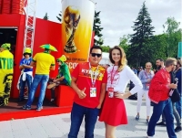 Сема: "Футбол боюнча Дүйнө чемпиондугуна бир туугандарым менен келип күйөрмандык кылып жатабыз"