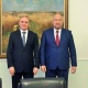 Вице-премьер-министр Жеңиш Разаков Челябинск облусунун губернатору менен жолукту