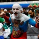 Дүйнө чемпиондугунун өзгөчө күйөрмандары: Лионель Мессиден баштап бразилиялык "уйга" чейин