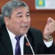 Рыскелди Момбеков Саламаттыкты сактоо министрлиги Сапар Исаковдун идеяларын пайдаланып жатканын айтты