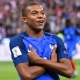 Франция курамасынын 19 жаштагы оюнчусу Килиан Мбаппе Дүйнө чемпиондугунда тапкан каражатын кайрымдуулукка жумшайт