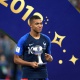 19 жаштагы Килиан Мбаппе Дүйнө чемпиондугунун мыкты жаш оюнчусу аталса, Лука Модрич мелдештин мыкты оюнчусу деп табылды