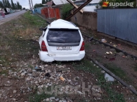 Таласта айдоочу рулду башкара албай унаасы оодарылып кетип, кырсыктан 1 адам каза болду