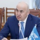 Депутат Алтынбек Сулайманов 2040-жылга карата өнүгүүнүн Улуттук стратегиясында тышкы карыздан кутулуу жолу айтылбаганына нааразы болду