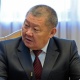 Коомдук ишмер Токон Мамытов: "Барактын эли жер алмаштыруу боюнча маселе койгон"