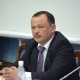 Жогорку Кеңештин депутаты Улан Примов: "Белди бекем бууп карыздын эсебинен эмес, өзүбүздүн тапкан акча менен жашаганды үйрөнүшүбүз керек"