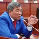 Рыскелди Момбеков: "Элге англис тилин эмес, эне тилин, экономиканын тилин билген премьер-министр керек"