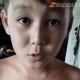 "Мугалим баламдын чачын кыркып, далысына 3 жолу урган. Эми уулум сабакка баргандан коркуп жатат" дейт ата-эне. Ал эми мектеп директору окуянын чоо-жайын түшүндүрдү