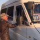 Транспорт башкармалыгы: "Бишкекте 223-маршруттук таксинин айдоочусу пенсионерди салбай кеткендиги боюнча кызматтык териштирүү дайындалды"