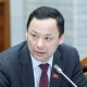 Депутат Казакбаев премьер-министрге орус ишмери "Кыргыз өкмөтүндө сүйлөшкөнгө киши жок" деп айтканын эстетти