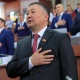 Бир жыл мурун: Депутат Канат Исаев башаламандык уюштурууга айыпталып кармалган. Учурда ал үй камагында