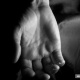 Токмок шаарындагы батирлердин биринен 62 жаштагы кишинин жансыз денеси табылды