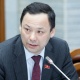 Депутат Казакбаев: "Өкмөт, премьер-министр футбол көрүп жатат деп пиар кылбай эле койгулачы"