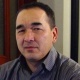 Журналист Турат Акимов: "Байкоочу кеңештин мүчөсүн шайлоодогу көрүнүш саясий оюн болуп жатканын эле билдирет"