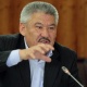 Азимбек Бекназаров ага элчилик кызмат сунушталганын айтып, бирок чечим кабыл ала электигин билдирди