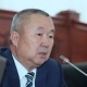 Депутат: "Айдоочу унаасынын жарыгын жандырып жүрүүдөн жол кырсыгы азайган жок, бул нерсени жоюп салуу керек"