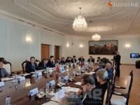 Депутат Коомчулукту өнүктүрүү жана инвестициялоо агенттигинин башкаруу системин өзгөртүү керектигин айтты