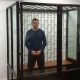 Атамбаевдин жан сакчысы Канат Сагымбаев КСДПнын мүчөсү Алга Кылычов менен суракта беттешүүдөн баш тартты