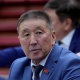 Депутат окуучуларга ысык тамак берүүдө санитардык нормаларды дагы сакташ керектигин айтты