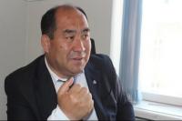 Билим берүү жана илим министри: "Буга чейин 14 миң сом айлык алган мугалим эми 19 миң сом алат"