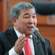 Депутат Рыскелди Момбеков: "Шайлоочулар партиянын тизмесиндеги талапкерлерге добуш бериши керек. Бизде партиялар шайланып, анын ичинде адамдар тандалып жатат". КҮНСОБОЛ