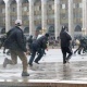 КҮНСОБОЛ: Молдомуса Конгантиевден кийин Курманбек Бакиевдин ысымы көчөгө ыйгарылды. Апрель окуясында 90дой азаматтын каны жөн эле төгүлдү беле?