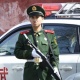 Кытайдын жашоочусу бала бакчага кирип барып, наристелерге химиялык затты чачып жиберген