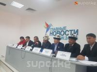 Лейлек районунун Катыраң айылдык кеңешинин депутаты: "Бошоң саясаттын айынан чек арадагы көйгөй кайталанып келет"