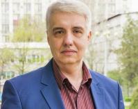 Саясат таануучу Игорь Шестаков: "Баарына президентти күнөөлөй берген туура эмес". КҮНСОБОЛ