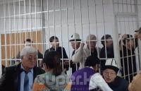 ЖЭБ соту: Отурумга катышпай туруп, сурак берген күбөлөрдүн көрсөтмөлөрү окулууда