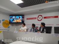 "Кыргыз эркектери орой келишет". "Жубайыма" ырына тартылган клиптин жаратуучулары жана ырдын автору мырзаларды жумшак болууга чакырышты