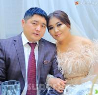 Ырчы Нуркыз Кожонова менен жолдошунун үлпөт тоюна келгендердин 80 пайызын жаш муун түздү