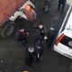 "NewTV" телеканалынын тартуучу тобуна кол салды делинген жарандар Ленин РИИБинин тергөө бөлүмүнө алып келинди