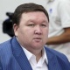 Депутат Мирлан Жээнчороев: "Өкмөт аркылуу ИИМ жасалма унаа номерлерин орнотуу боюнча жоопкерчиликти күчөтүү тууралуу мыйзам долбоорун алып келди". КҮНСОБОЛ