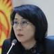КҮНСОБОЛ: Финансы министри Сауд Арабияга барган иш сапарга хиджаб кийгендиги үчүн сынга кабылды. Кыргыздын өзүнүн улуттук кийими ошол өлкөнүн талабына жооп бербейт беле? Исмаилова: "Сауд Арабия кандай талап кыларын билбей туруп, сындабашыбыз керек"