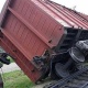 Балыкчы-Жел-Арык темир жолунда 8 вагон рельстен чыгып кетти