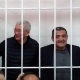 Экс-мэрлер соту: Отурумда Сооронбай Жээнбековдун Ак-Ордо мектебин кабыл алып жаткан сүрөтү көрсөтүлдү