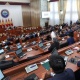 Жогорку Кеңеште 2018-жылы өлкөдө 10 миңден ашык ажырашуу катталганы айтылды