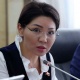КҮНСОБОЛ: Эгерде сиз журналисттин ордунда болсоңуз, эртең мамлекет башчыга кандай суроо узатмаксыз? Сурабалдиева: "Сексуалдык ыдык көргөзүүгө каршы мыйзамды парламентке алып киребиз десек, кээ бир эркек депутаттарыбыз колдобойбуз деп жатышат"