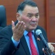 Депутат Жолдошбаев: "Карышкырды тик учак эмес, танктан деле атсаӊ болот"