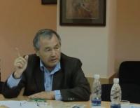 "Бийлик саясий туткундарды абактан бошотуп, актаса элдин ишенимине ээ болот" дейт саясий туткундарды коргоо комитетинин төрагасы Сапарбек Аргынбаев