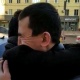 ЭЛДИК ВИДЕО: "Кубанычтын көз жашы. Эркиндикке чыккан Чыңгыз Анарбек уулун жакындары тосуп алды"